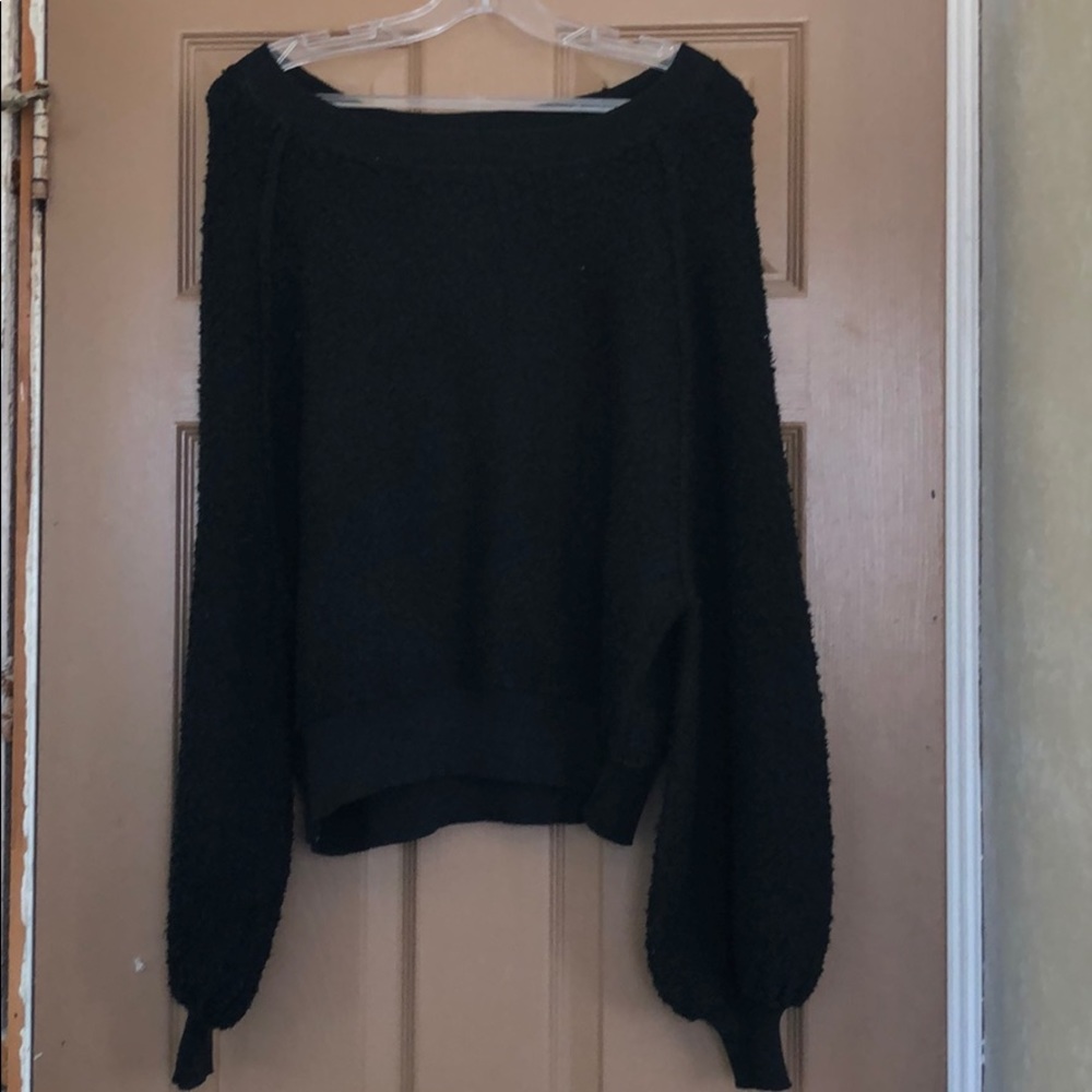 Off the shoulder thick sweater size xs